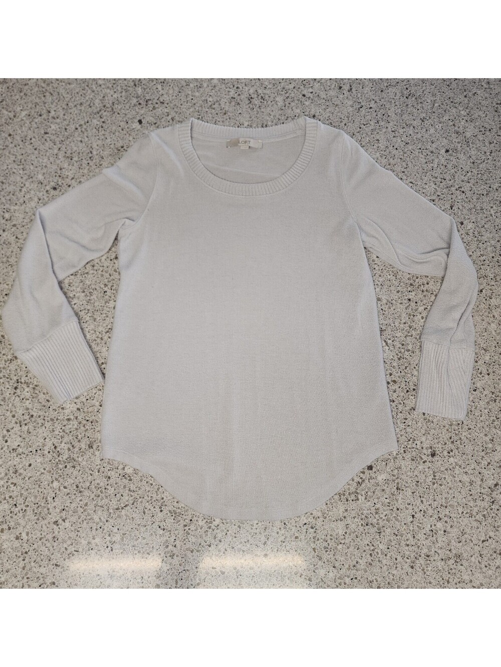 Sweater - Picture 4 of 8